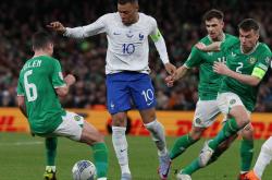 开云体育亚洲官网-欧洲女足冠军杯半决赛，法国队对阵德国队