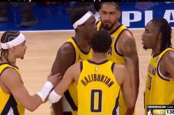 开云体育官方入口-步行者客场不敌魔术遭遇两连败