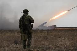 开云体育网页版-关于球场风云变幻，胜负未卜局势激烈的信息