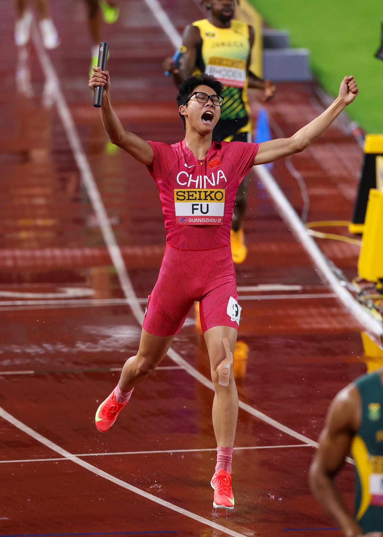 委内瑞拉运动员在田径项目中夺冠