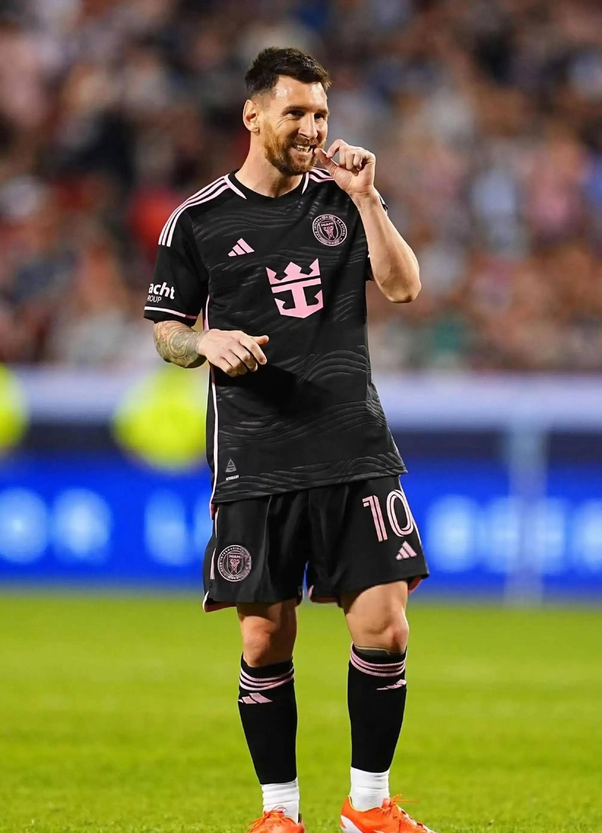 梅西新赛季表现神勇，继续领跑射手榜的简单介绍