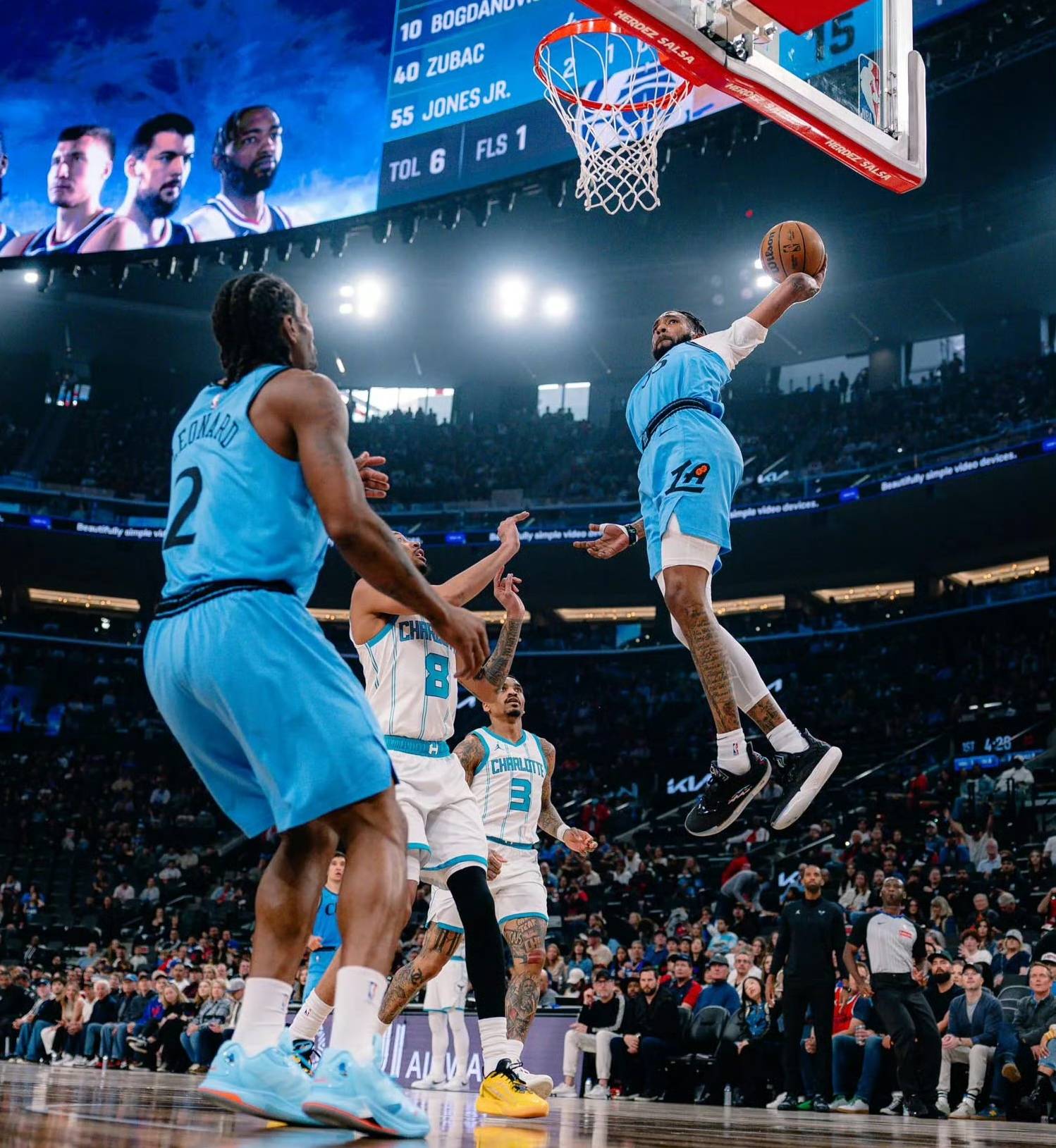 快船胜马刺，豪取两连胜