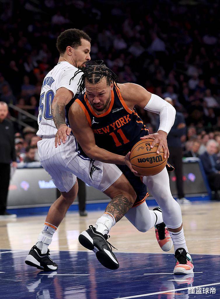 包含猛龙胜下尼克斯，全队表现出色！的词条