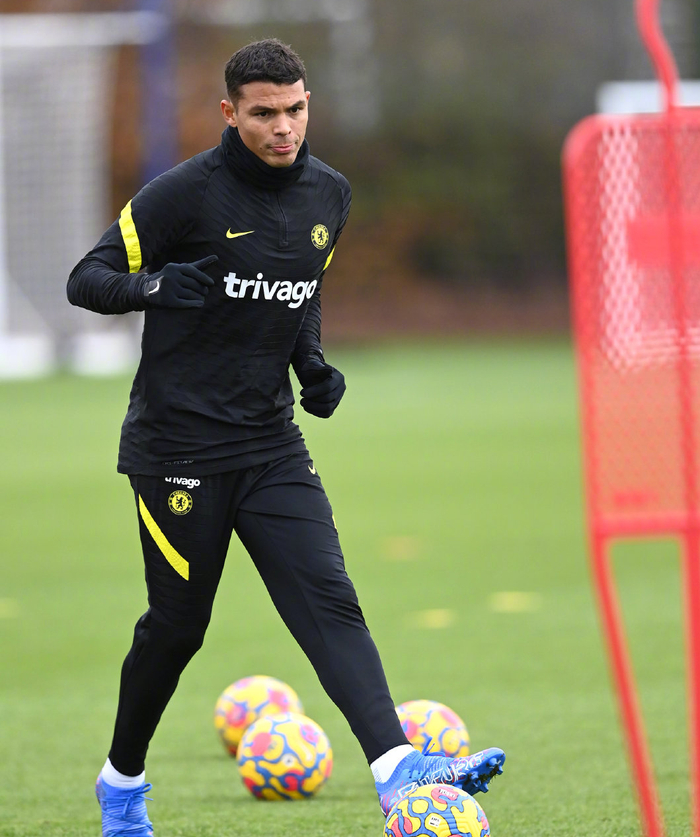 切尔西客场逼平沃特福德保持英超不败 切尔西客场逼平沃特福德保持英超不败